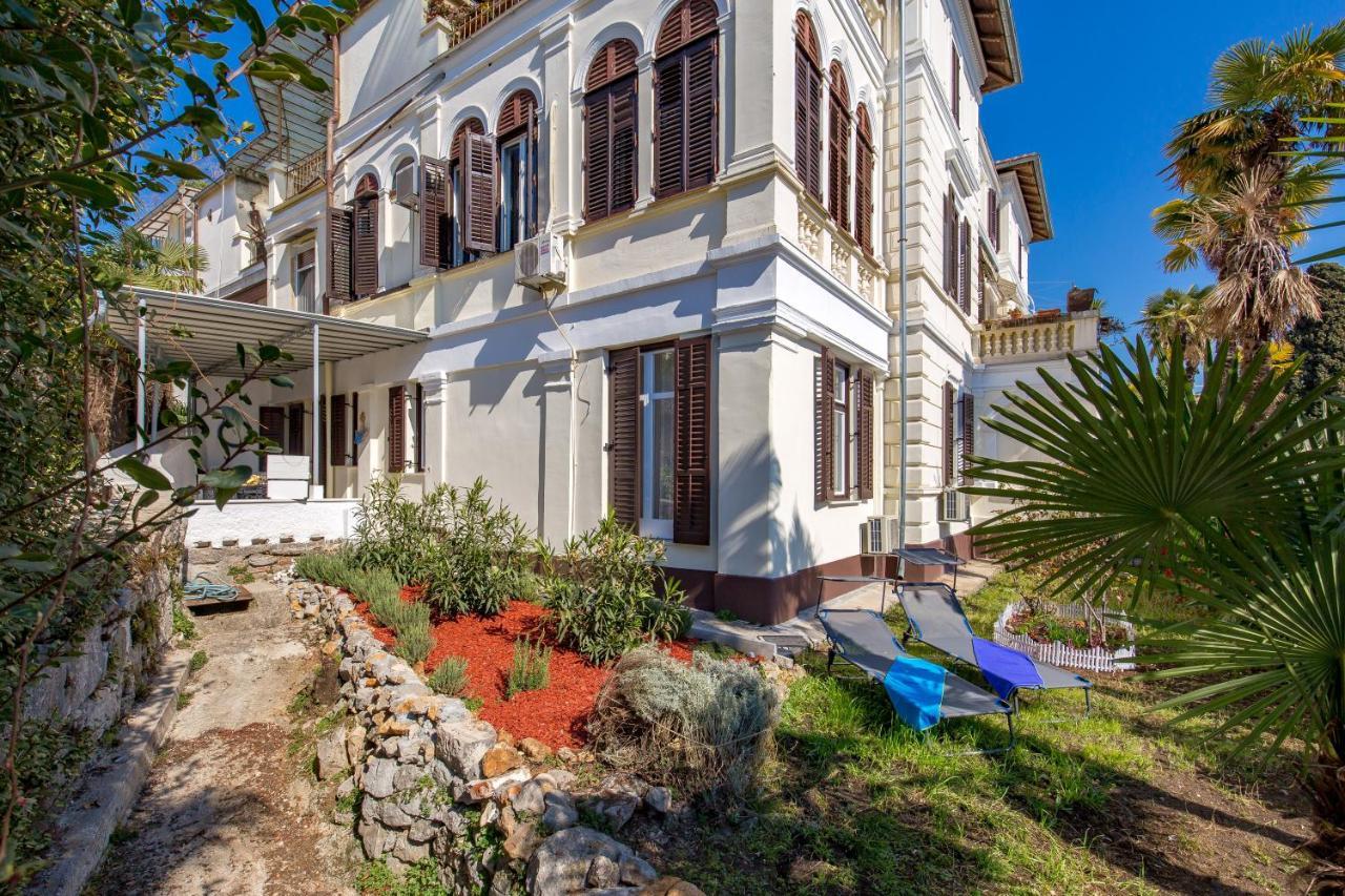 Apartman Rhea Opatija Bagian luar foto
